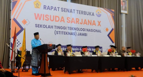 Wakil Gubernur Jambi Dorong Lulusan Stiteknas Ubah Potensi Daerah Jadi Produk Bernilai Tambah